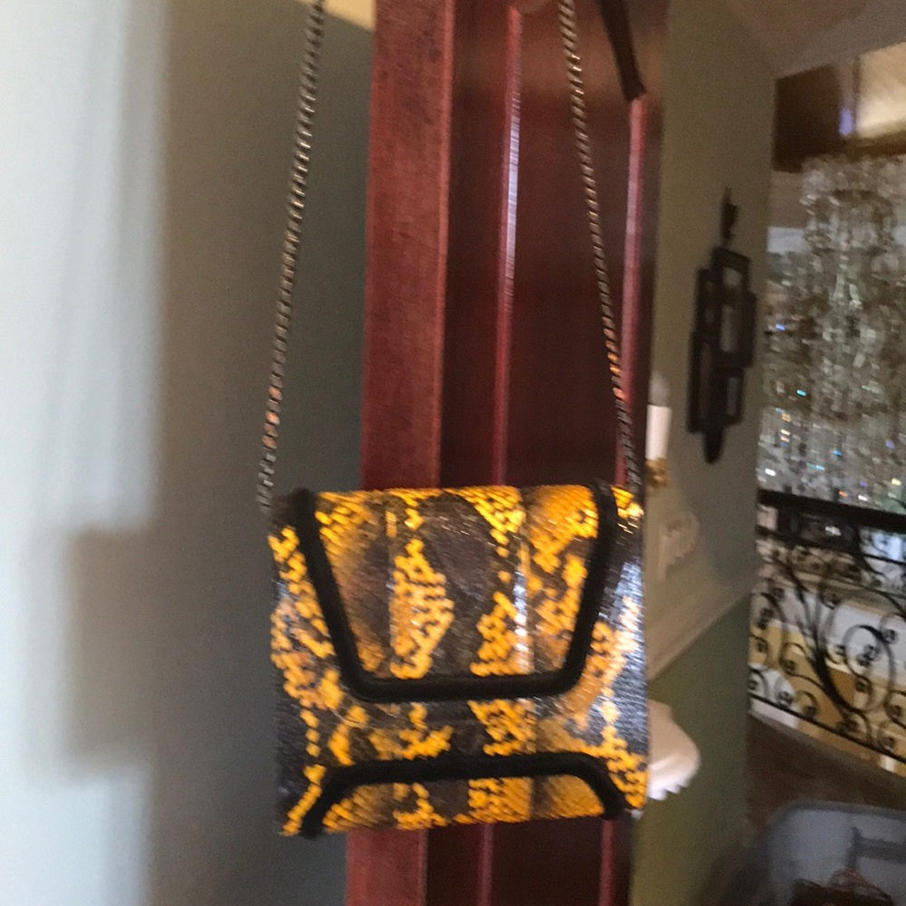 CLEARANCE SALE Absolutely gorgeous Yliana Yepez